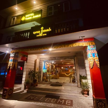 Three Jewels Boutique Hotel Pokhara Luaran gambar
