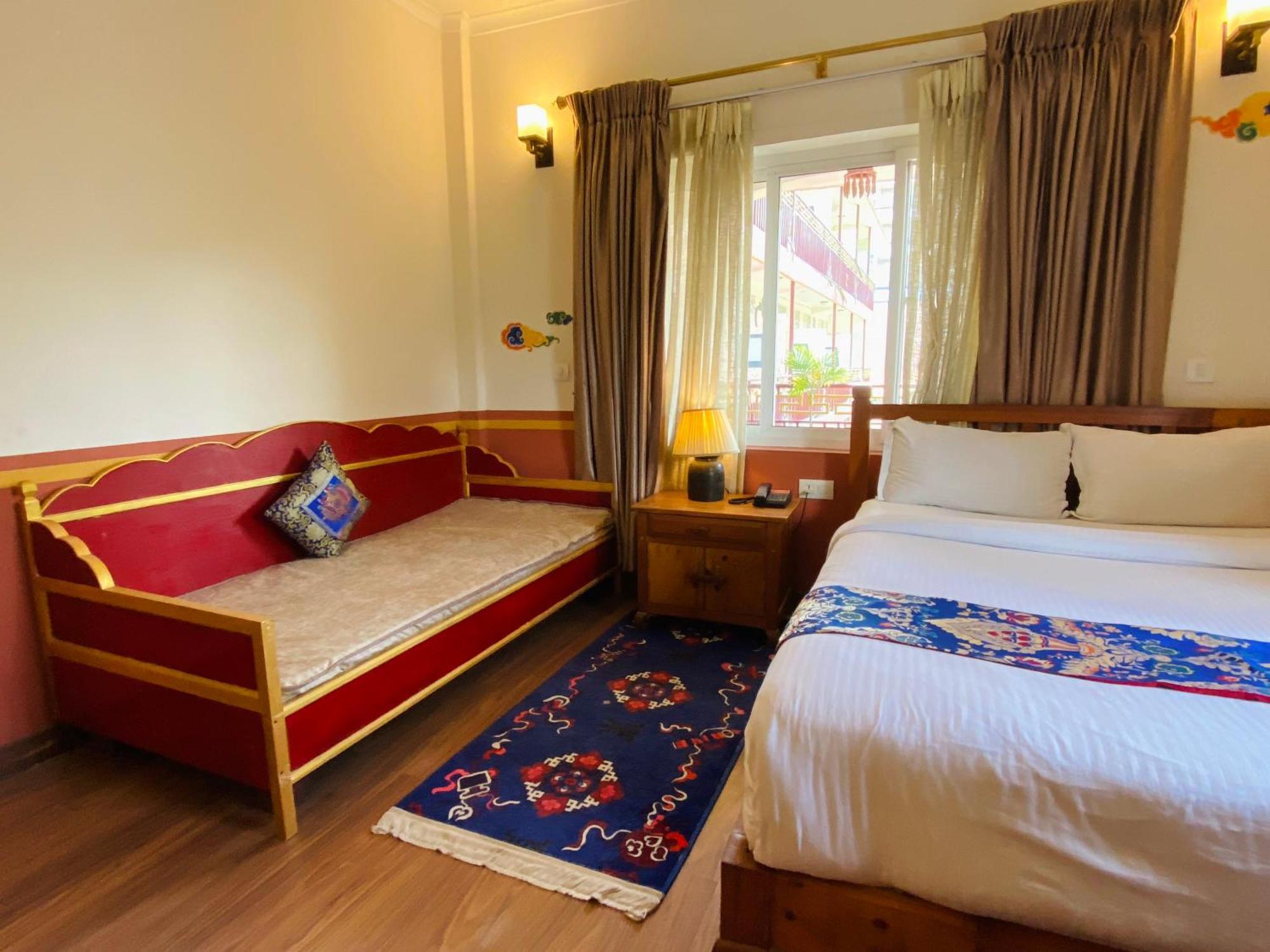 Three Jewels Boutique Hotel Pokhara Luaran gambar