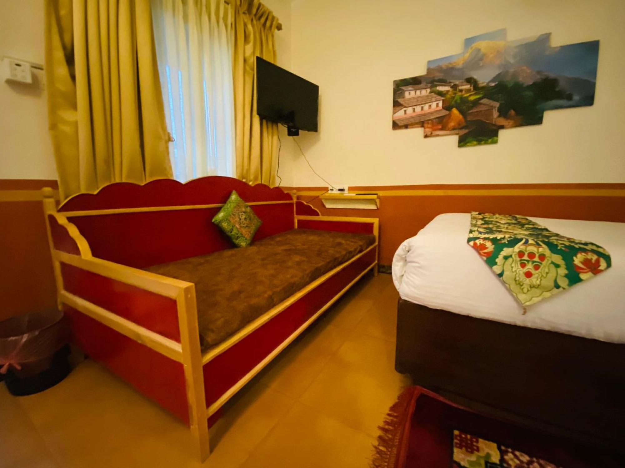 Three Jewels Boutique Hotel Pokhara Luaran gambar