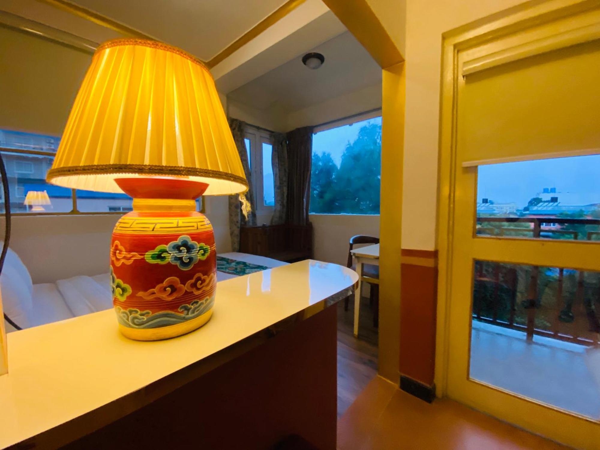 Three Jewels Boutique Hotel Pokhara Luaran gambar