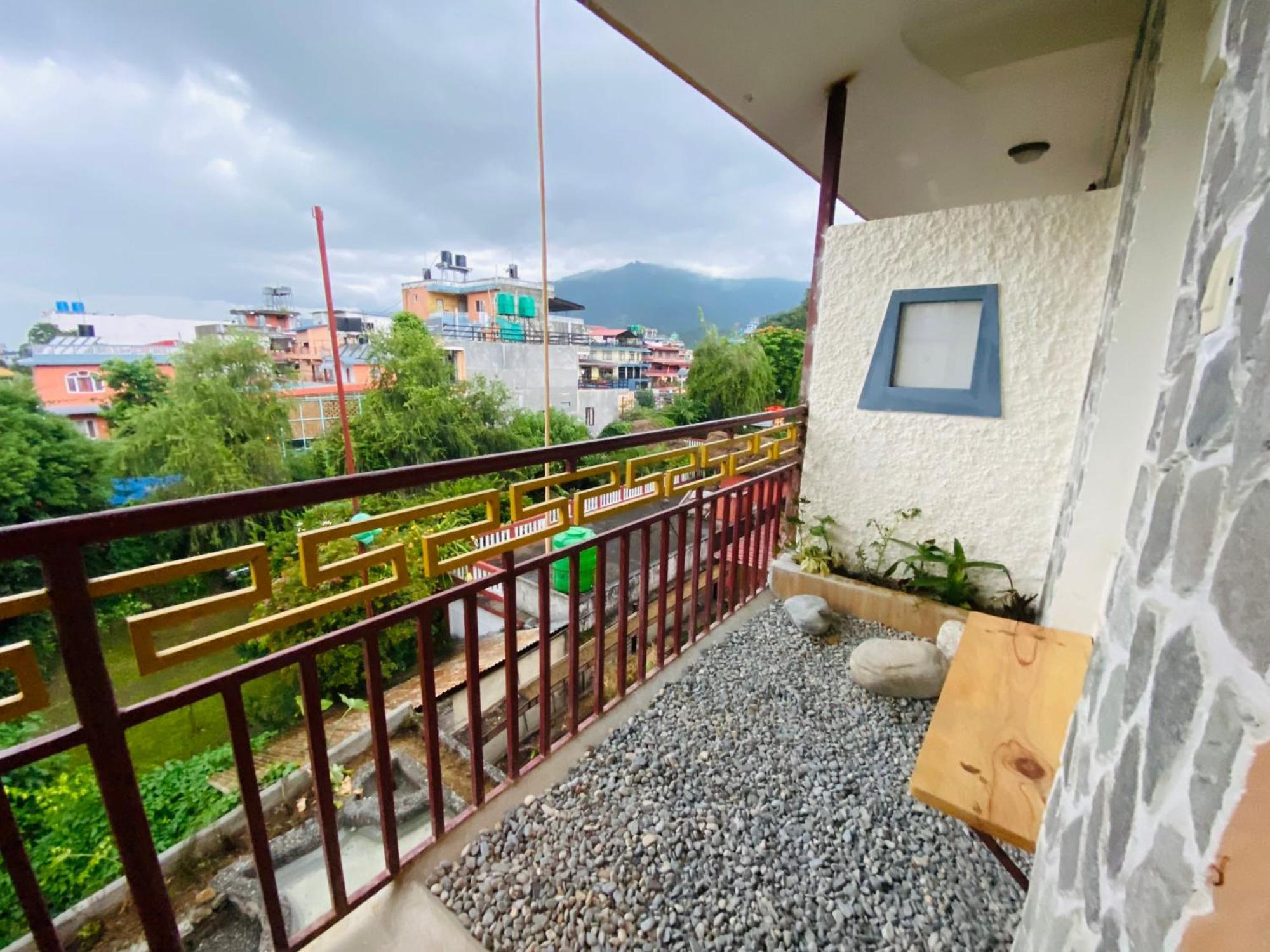 Three Jewels Boutique Hotel Pokhara Luaran gambar