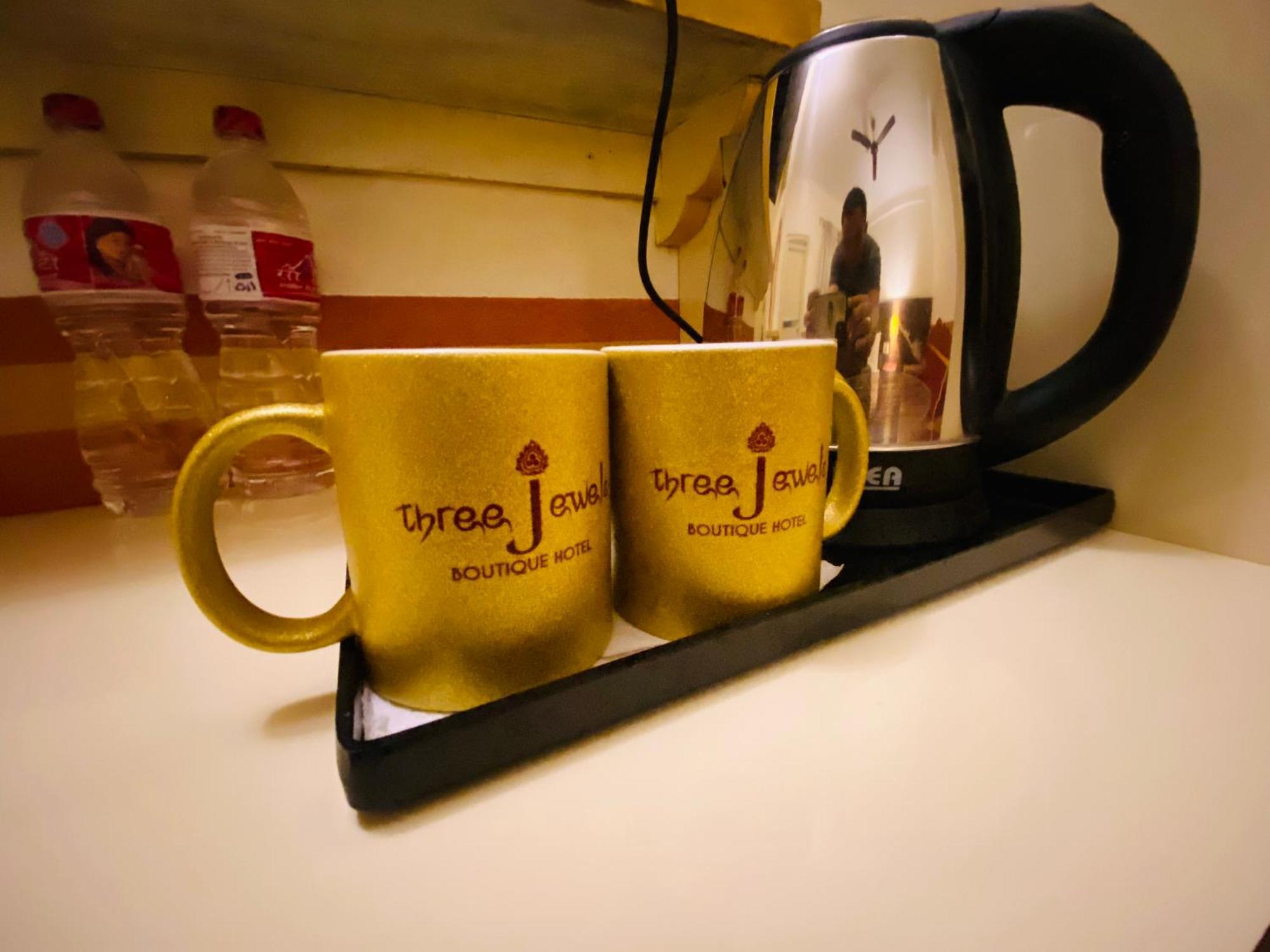 Three Jewels Boutique Hotel Pokhara Luaran gambar