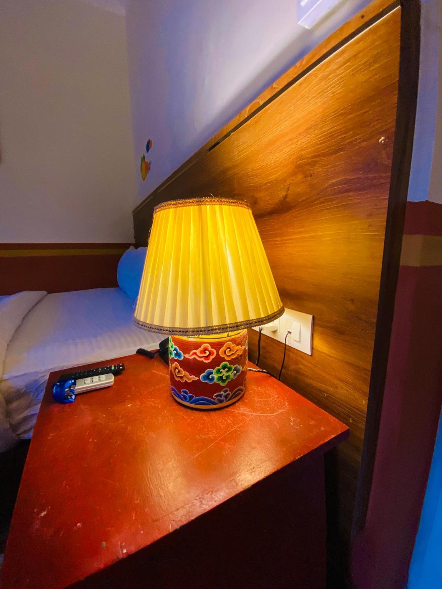 Three Jewels Boutique Hotel Pokhara Luaran gambar