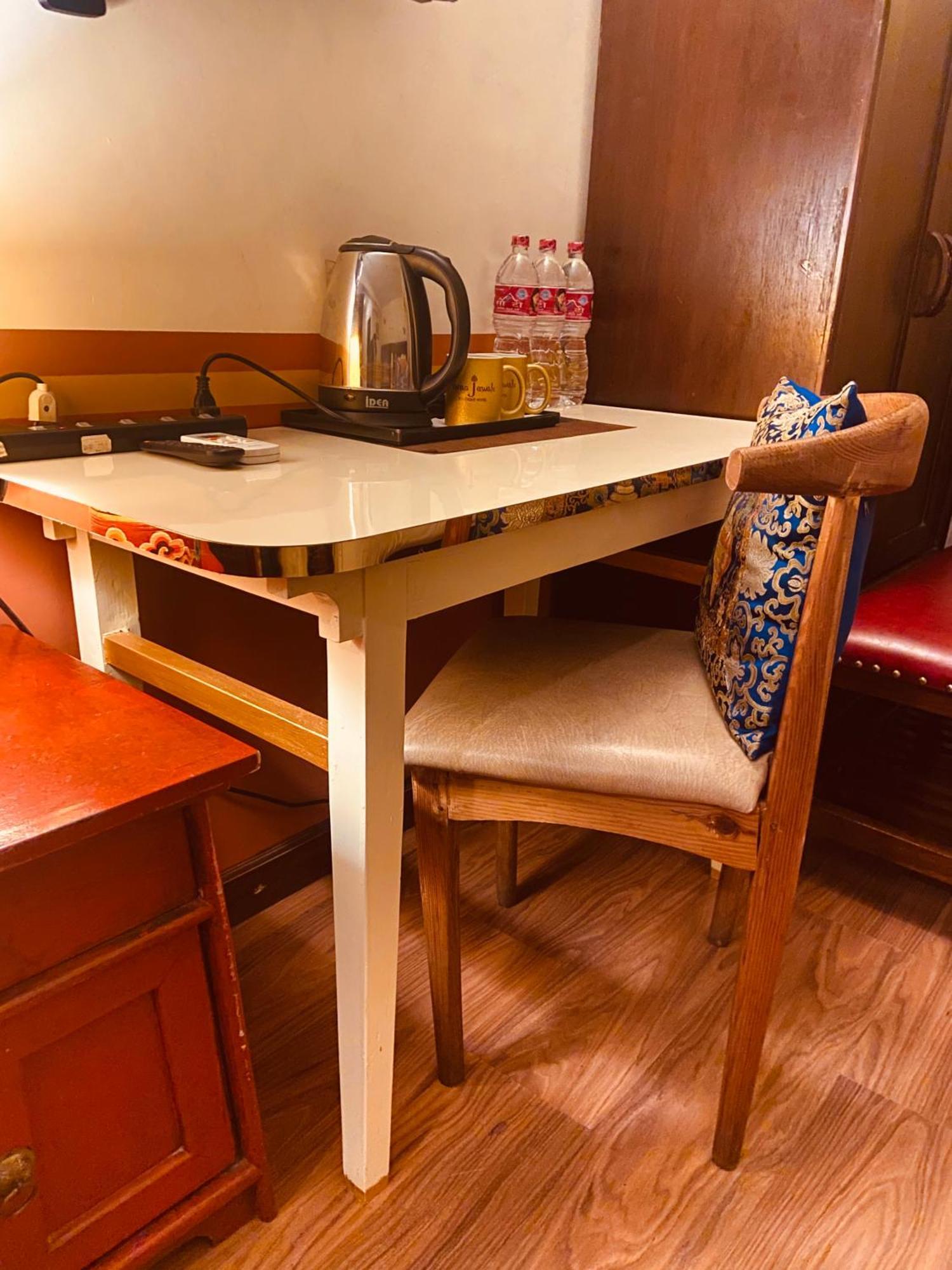 Three Jewels Boutique Hotel Pokhara Luaran gambar