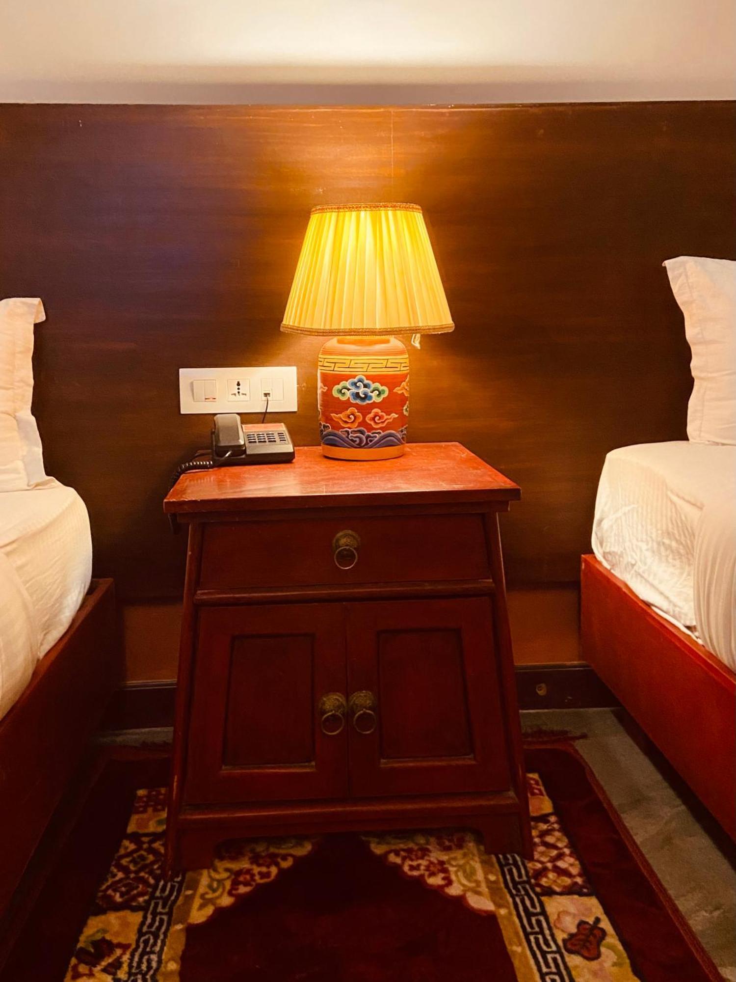 Three Jewels Boutique Hotel Pokhara Luaran gambar