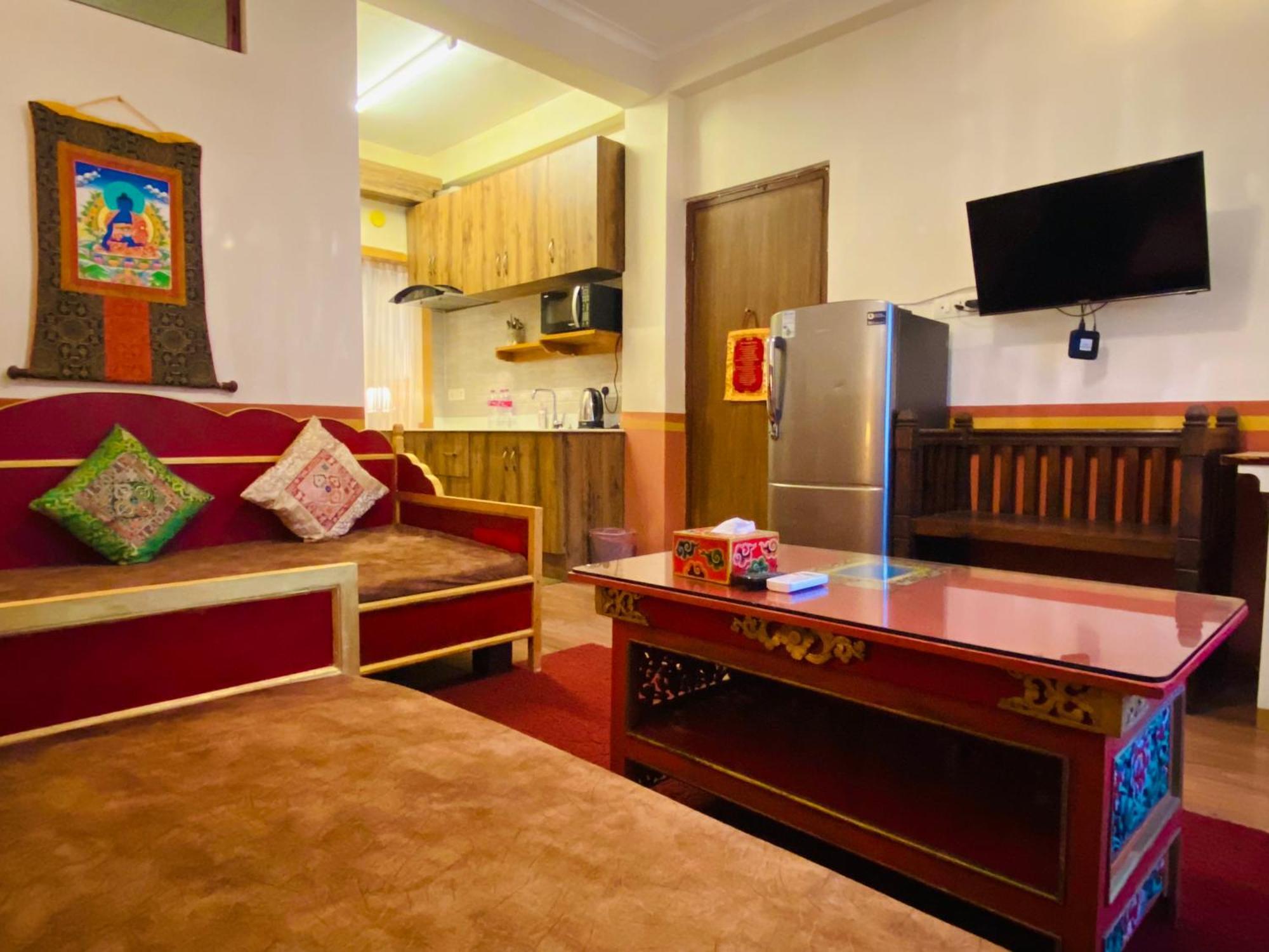 Three Jewels Boutique Hotel Pokhara Luaran gambar